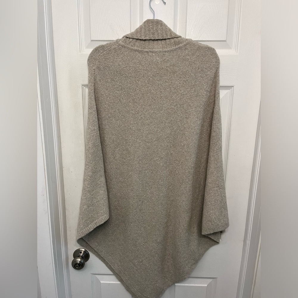 J Jill poncho - Picture 6 of 10